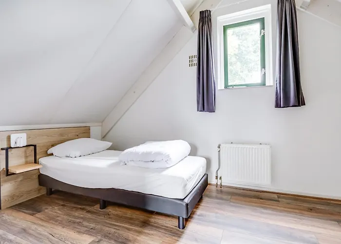 Holiday home 4 - Persoons Forest 271